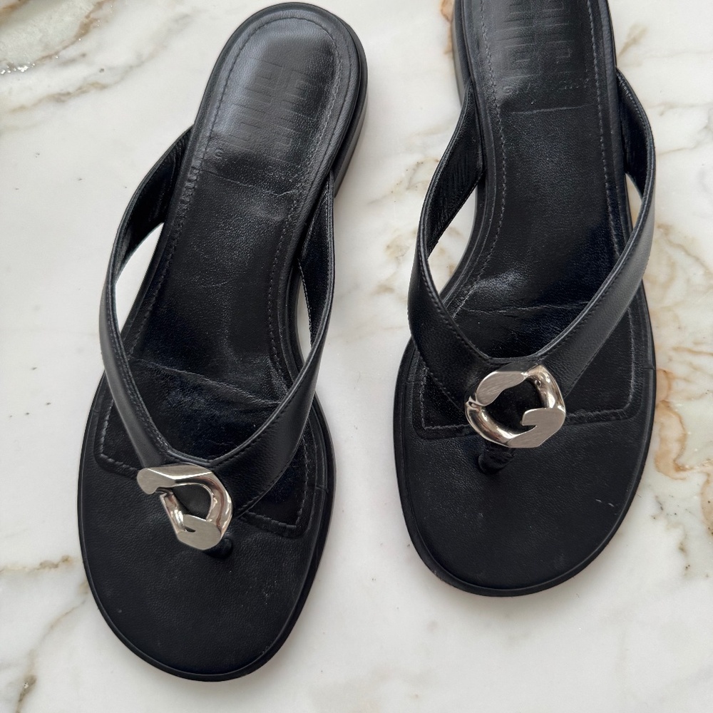 Givenchy G Thong Black